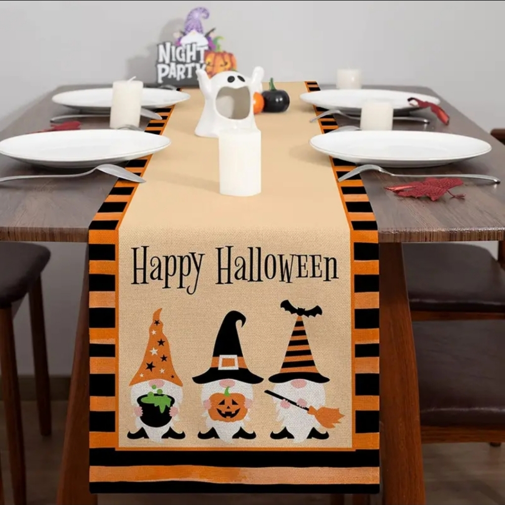 Table Runner - Picture 2 of 3